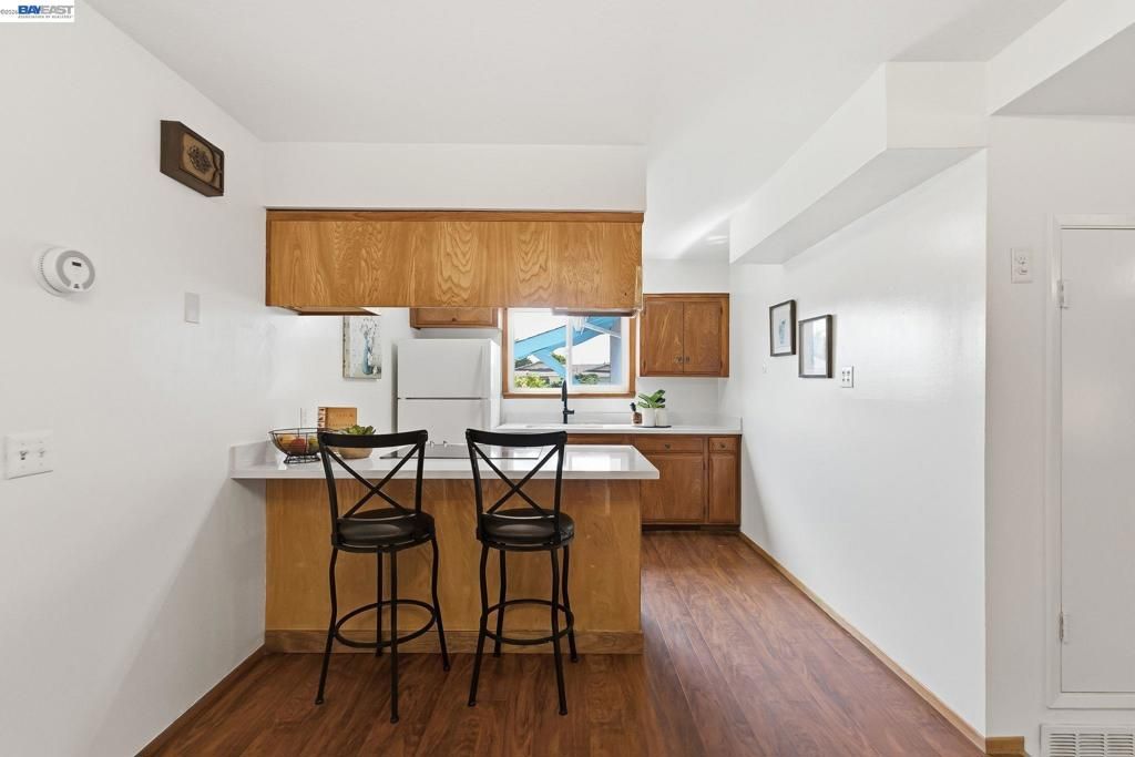 Image 6 of property listing at 6440 Lotus Ct, Newark, CA 94560
