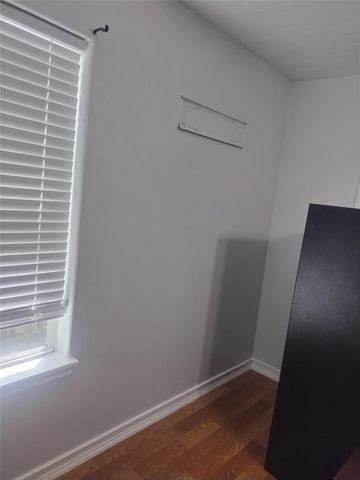 507 Firnat Street, Houston, TX 77022