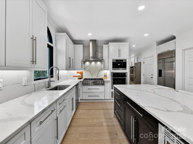 15611 Ballantyne Country Club Drive, Charlotte, NC 28277