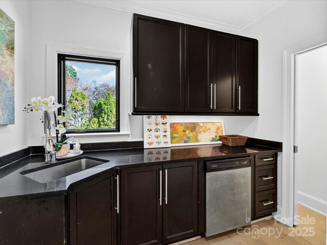 15611 Ballantyne Country Club Drive, Charlotte, NC 28277