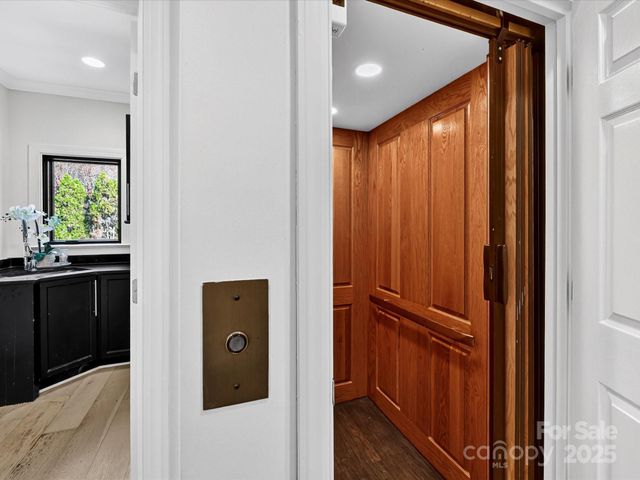 15611 Ballantyne Country Club Drive, Charlotte, NC 28277