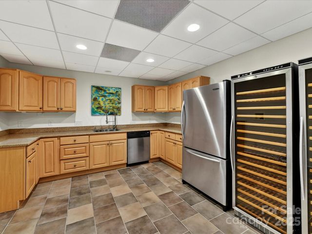 15611 Ballantyne Country Club Drive, Charlotte, NC 28277