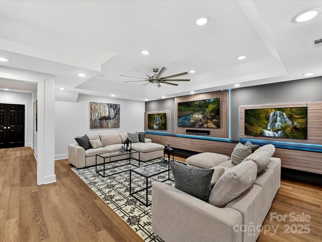 15611 Ballantyne Country Club Drive, Charlotte, NC 28277