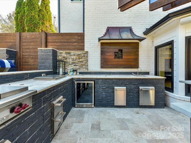 15611 Ballantyne Country Club Drive, Charlotte, NC 28277