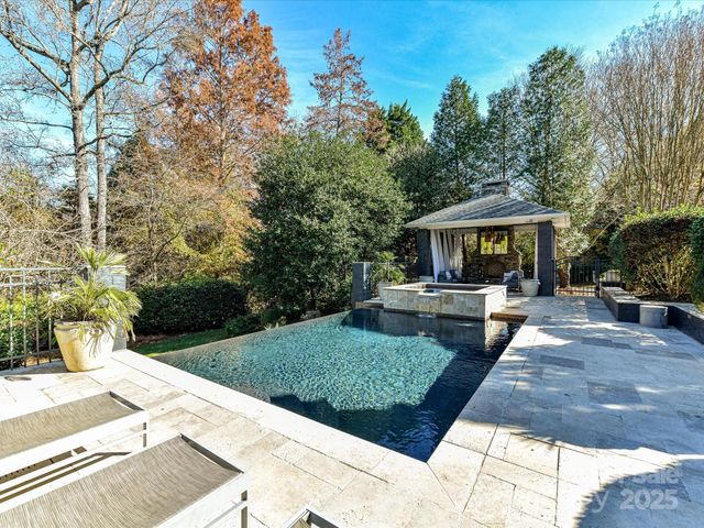 15611 Ballantyne Country Club Drive, Charlotte, NC 28277