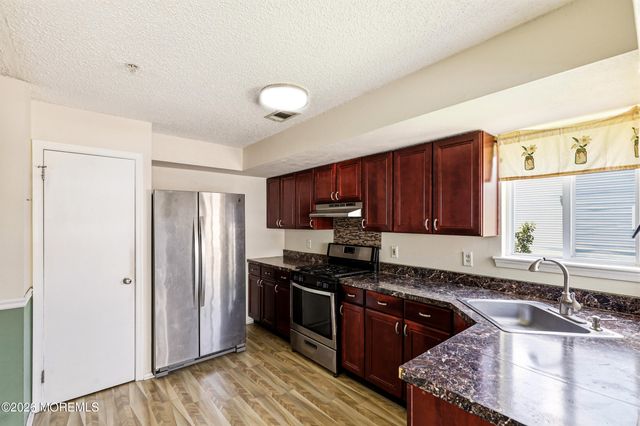 1103 Scarlet Oak Avenue 1103, Toms River, NJ 08755