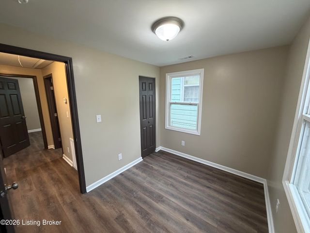 3366 Peachtree Ave, Louisville, KY 40215