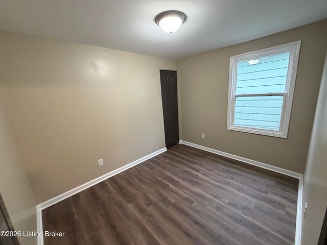 3366 Peachtree Ave, Louisville, KY 40215