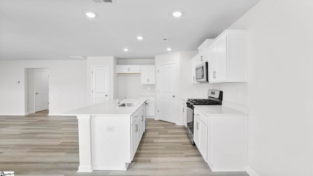 123 Bobbin Road, Greenville, SC 29611