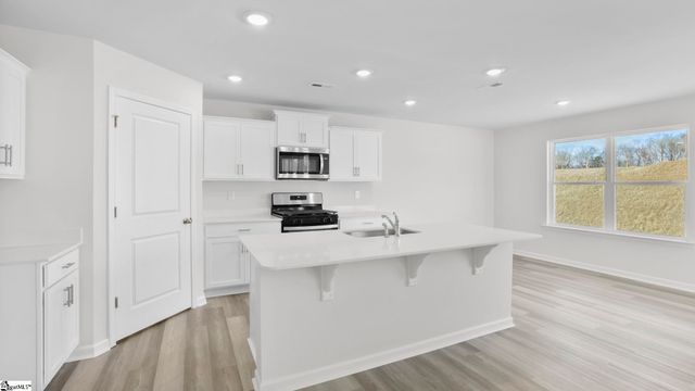 123 Bobbin Road, Greenville, SC 29611