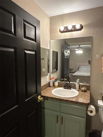 13 LOCUST LOOP, Ocala, FL 34472