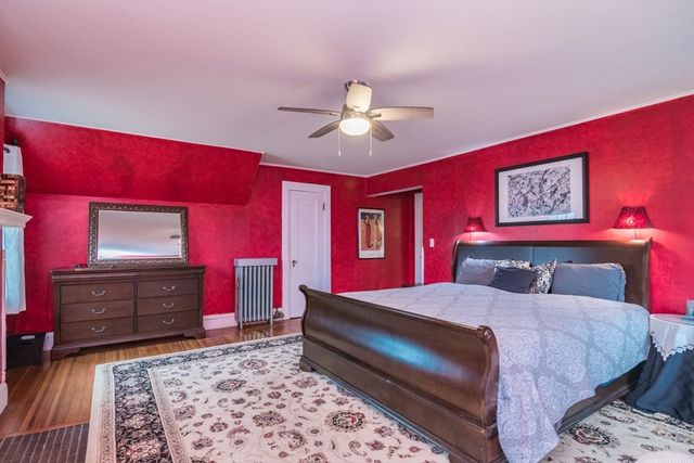 43 Oxford St, Springfield, MA 01108