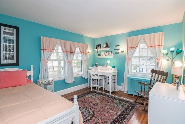 43 Oxford St, Springfield, MA 01108
