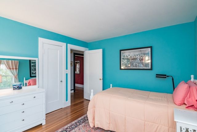 43 Oxford St, Springfield, MA 01108