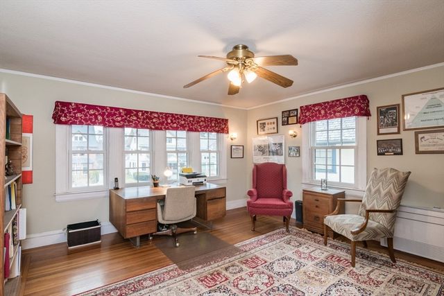 43 Oxford St, Springfield, MA 01108