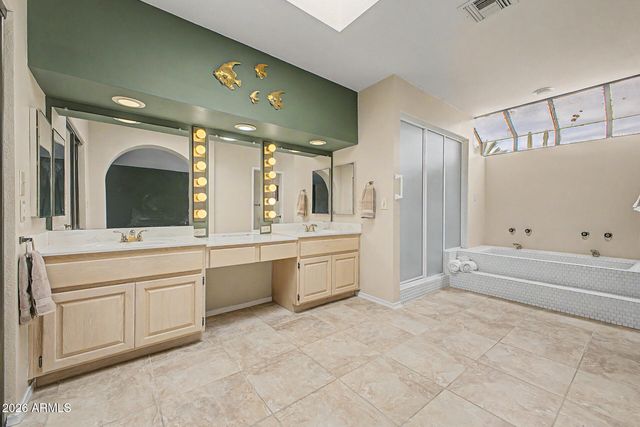 10914 E CHESTNUT Drive, Sun Lakes, AZ 85248