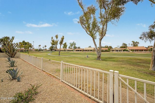 10914 E CHESTNUT Drive, Sun Lakes, AZ 85248