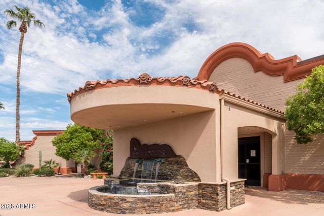 10914 E CHESTNUT Drive, Sun Lakes, AZ 85248