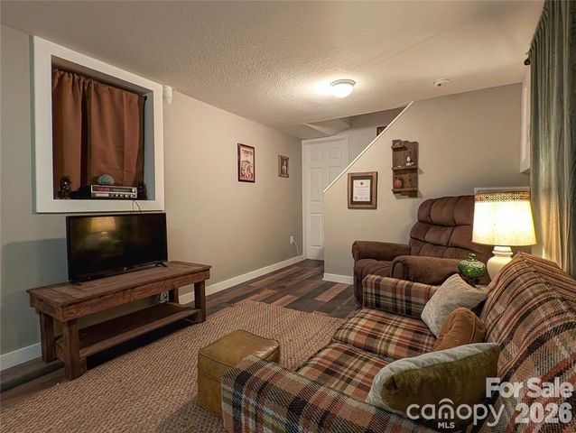 317 Balsam Drive, Waynesville, NC 28786