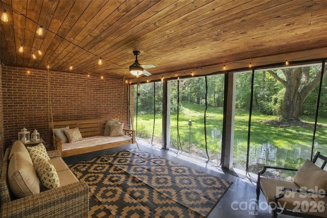 317 Balsam Drive, Waynesville, NC 28786