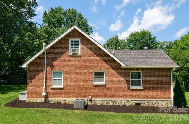 317 Balsam Drive, Waynesville, NC 28786