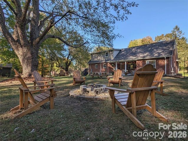 317 Balsam Drive, Waynesville, NC 28786