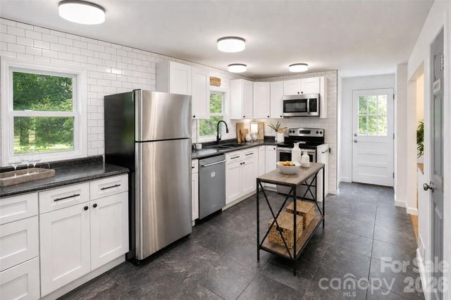 317 Balsam Drive, Waynesville, NC 28786