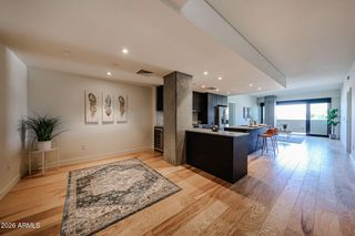 2300 E CAMPBELL Avenue 326, Phoenix, AZ 85016