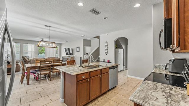 1358 WINDWARD OAKS LOOP, Auburndale, FL 33823