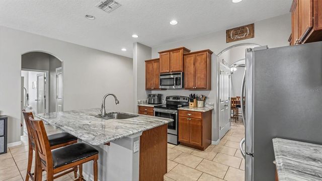 1358 WINDWARD OAKS LOOP, Auburndale, FL 33823