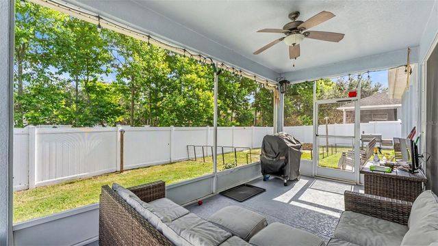 1358 WINDWARD OAKS LOOP, Auburndale, FL 33823