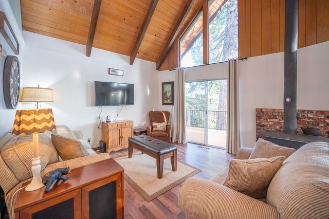 1051 Greensboro Way, Arnold, CA 95223