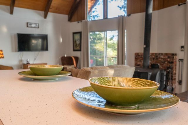 1051 Greensboro Way, Arnold, CA 95223