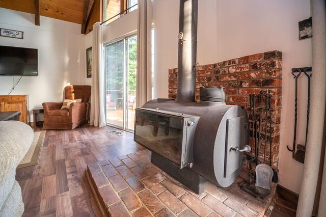 1051 Greensboro Way, Arnold, CA 95223