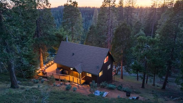 1051 Greensboro Way, Arnold, CA 95223