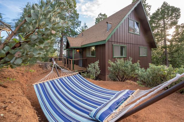 1051 Greensboro Way, Arnold, CA 95223