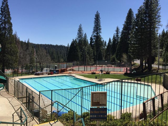 1051 Greensboro Way, Arnold, CA 95223