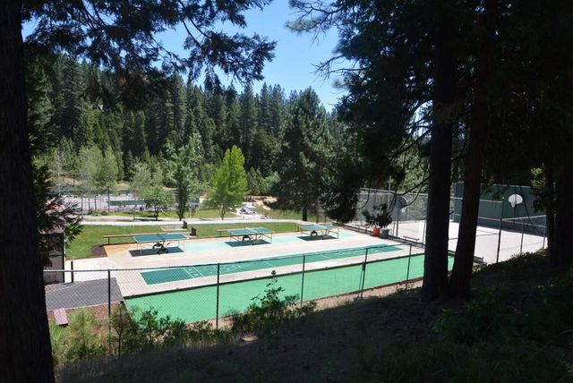 1051 Greensboro Way, Arnold, CA 95223