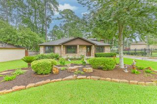 252 Springs Edge Drive, Conroe, TX 77356