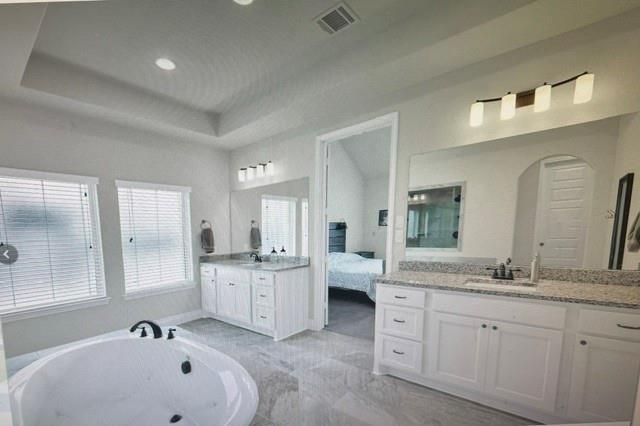25130 Pinebrook Grove Lane, Tomball, TX 77375