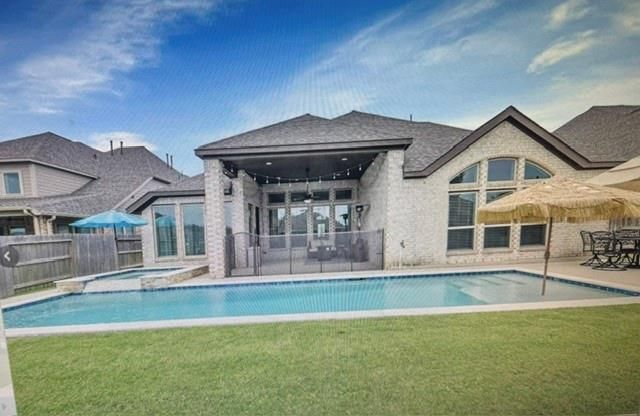 25130 Pinebrook Grove Lane, Tomball, TX 77375