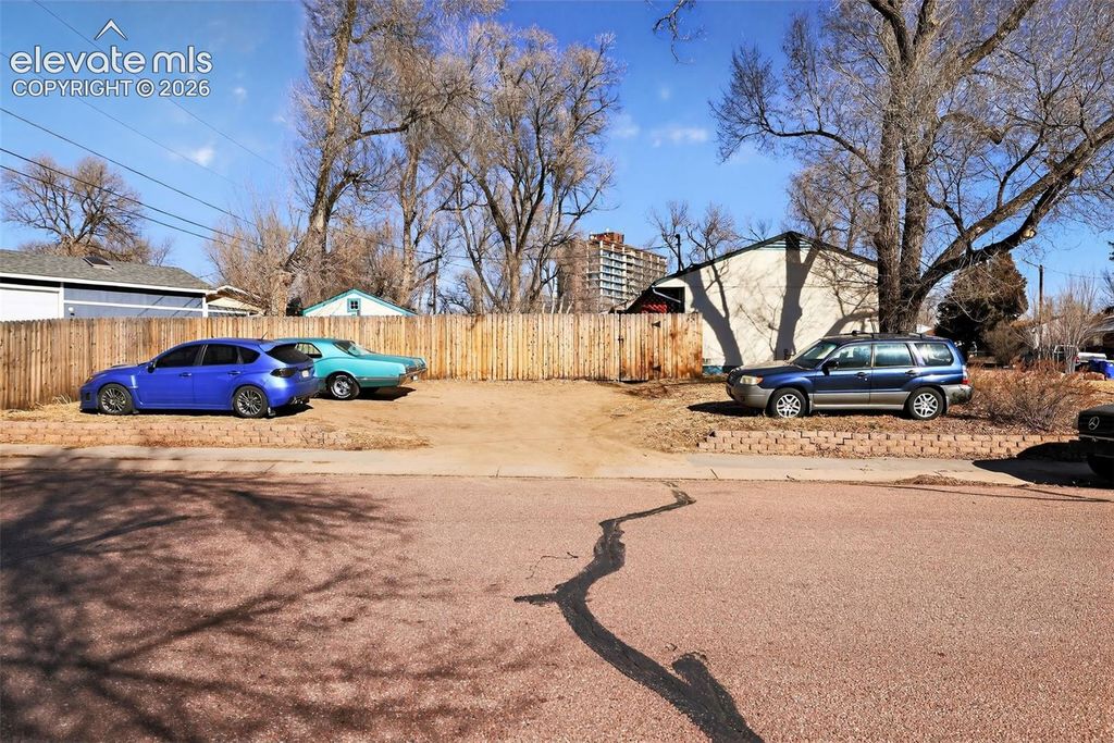 702 Erie Road, Colorado Springs, CO 80910 — photo 4