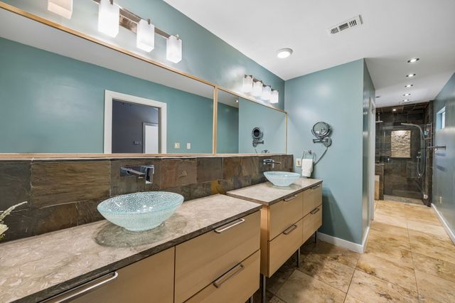 7001 Kingshollow Drive, Dallas, TX 75248