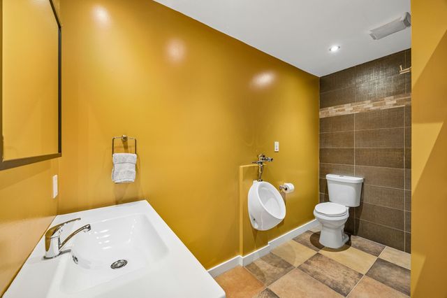 7001 Kingshollow Drive, Dallas, TX 75248