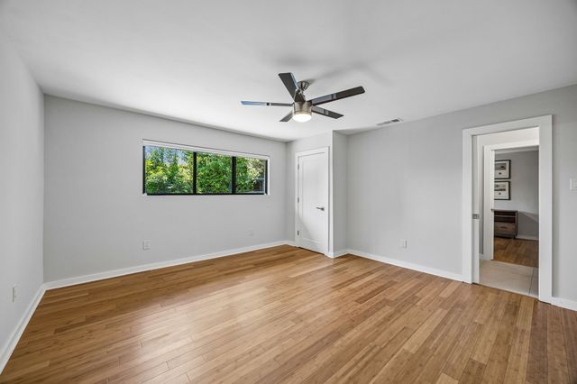 7001 Kingshollow Drive, Dallas, TX 75248