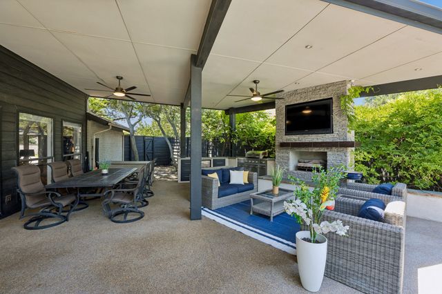 7001 Kingshollow Drive, Dallas, TX 75248