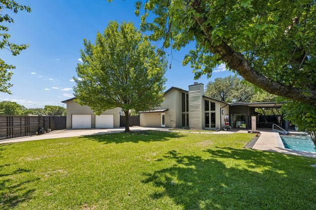 7001 Kingshollow Drive, Dallas, TX 75248