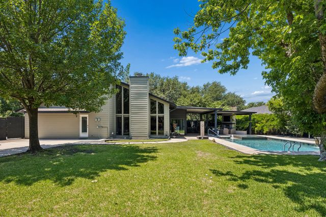 7001 Kingshollow Drive, Dallas, TX 75248