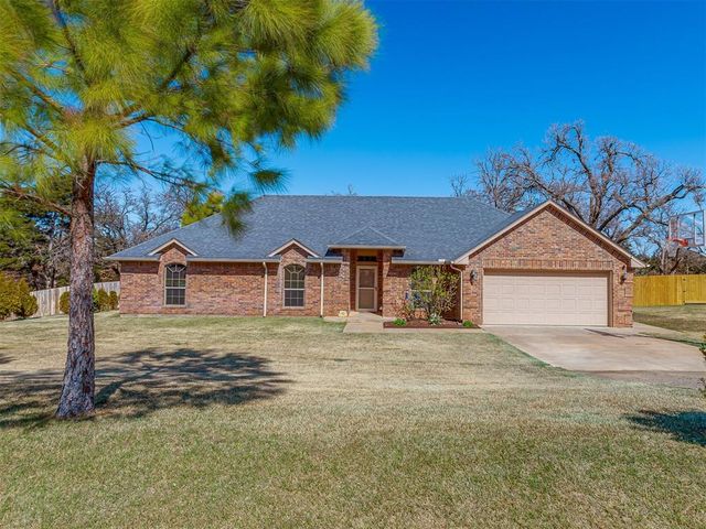 5888 Timberland Crossing, Guthrie, OK 73044