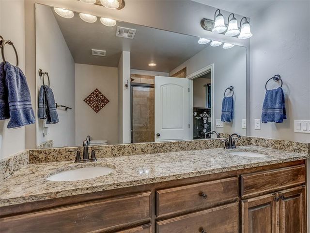 5888 Timberland Crossing, Guthrie, OK 73044